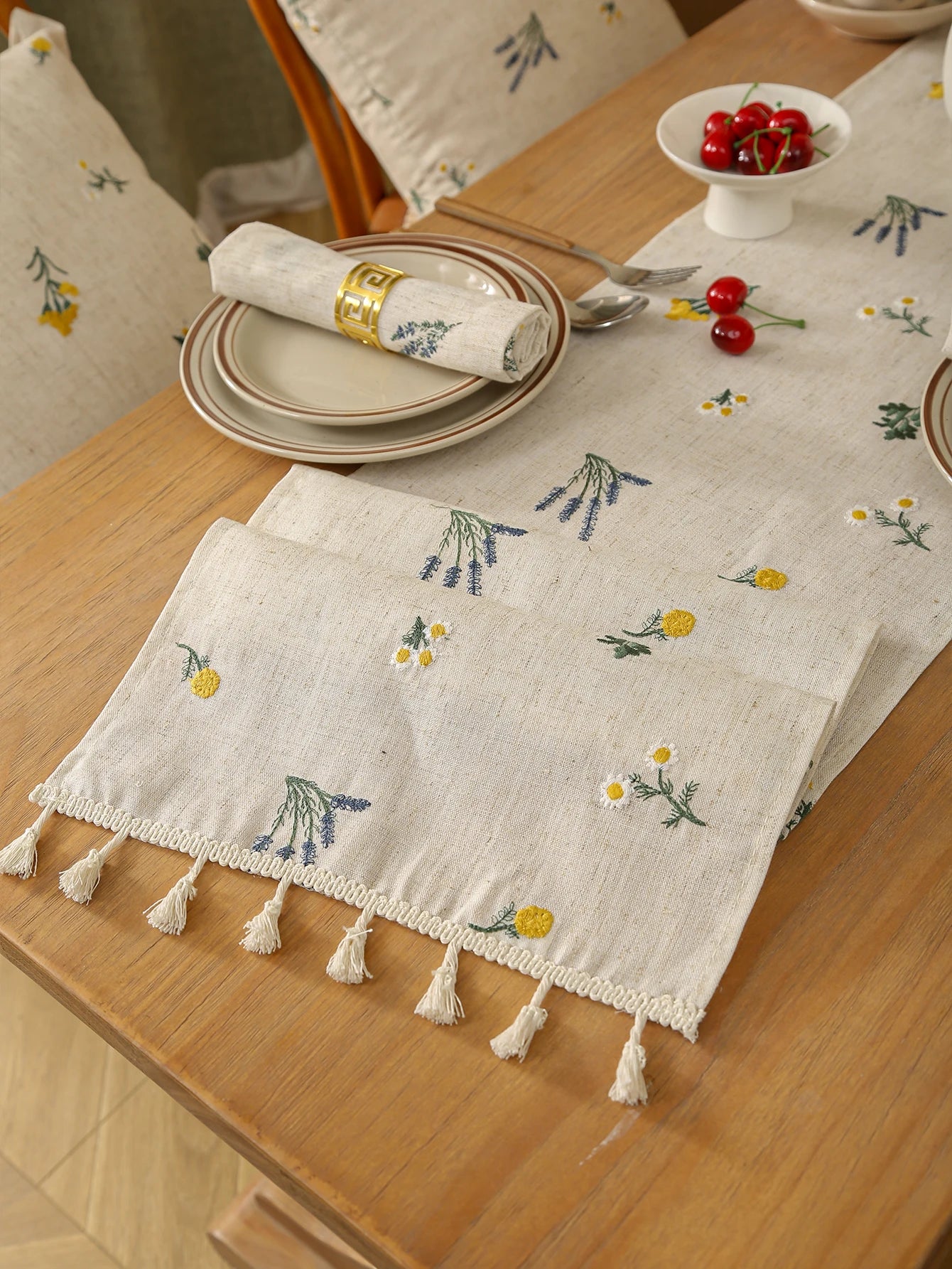 Linen Wheat Fringe Embroidery Table Runner Rustic Style Dining Table